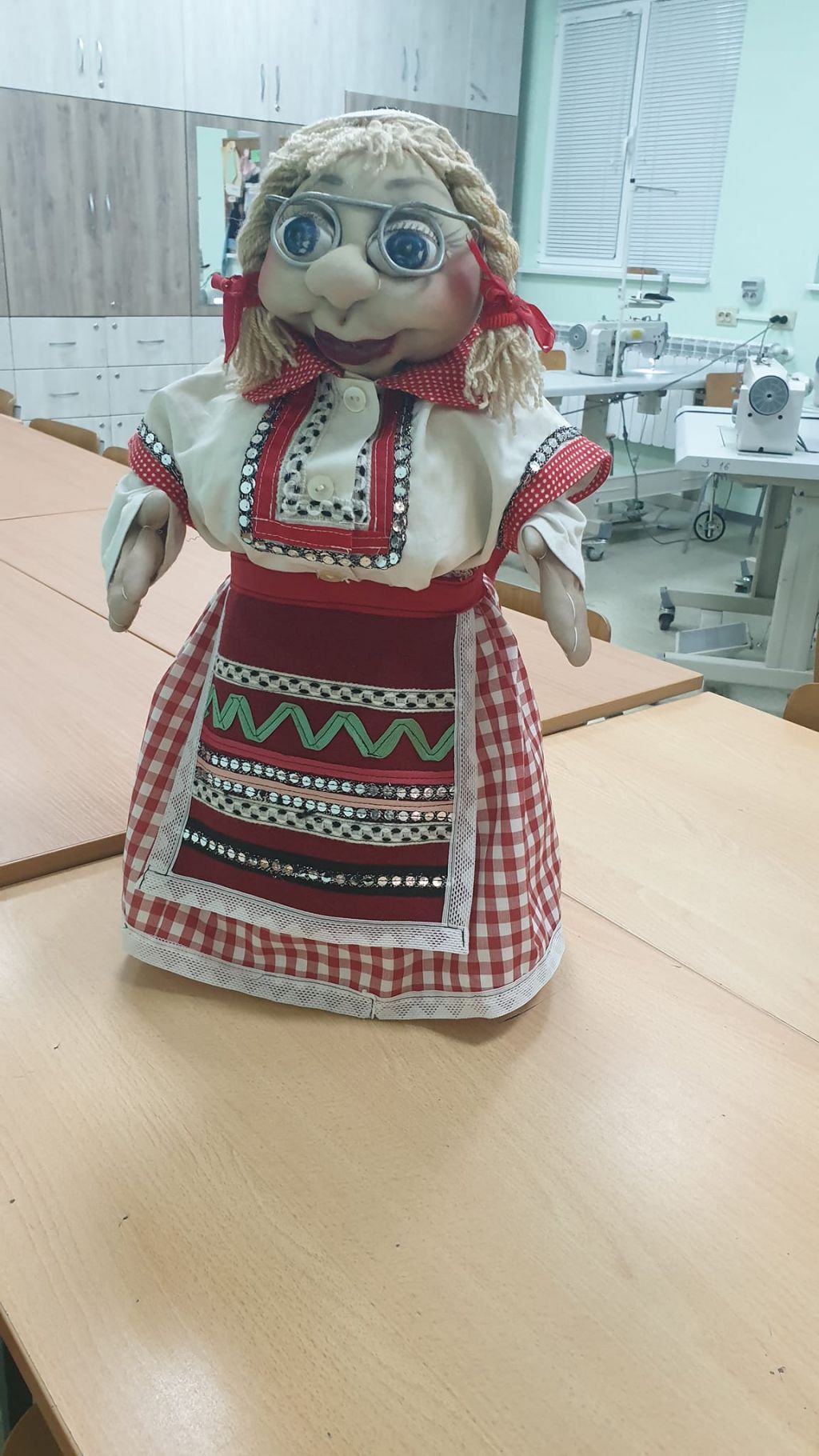 Малък Сечко се показа и с него баба Марта  - ОбУ Доктор Петър Берон - Ямбол